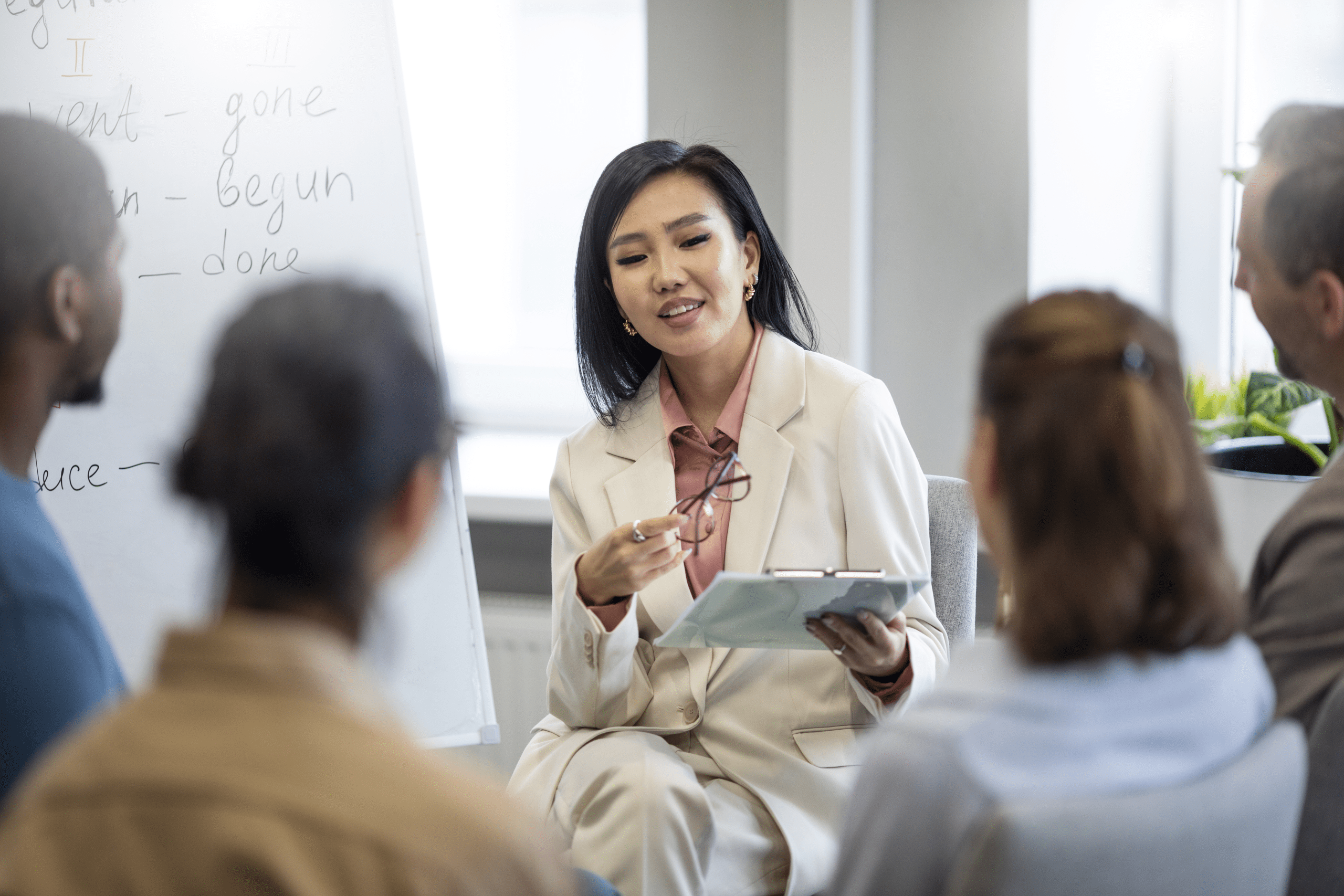 close-up-people-studying-language basic mandarin